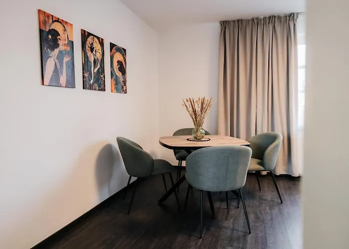 Randhome Horn * Westernkotten